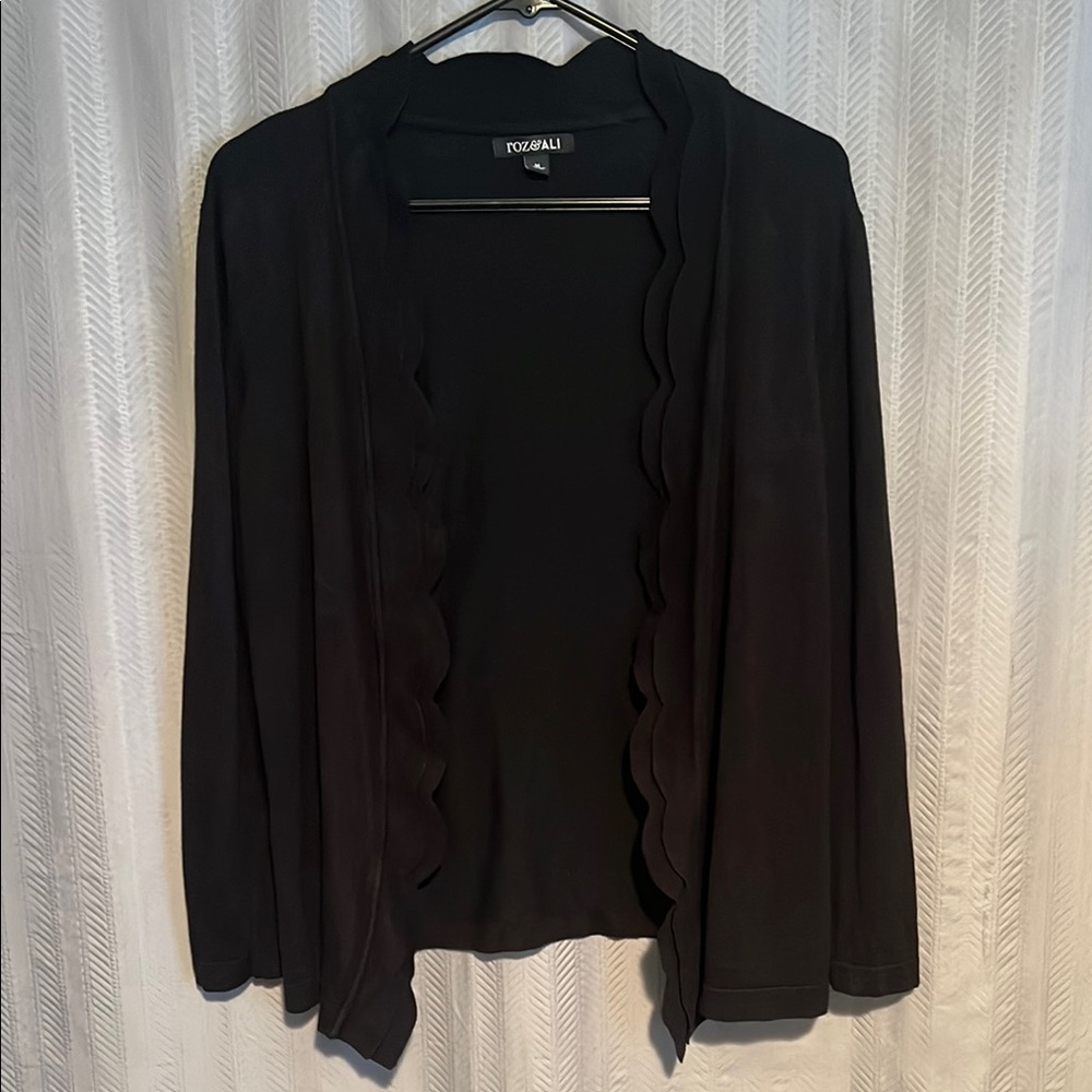 Roz & Ali Scalloped Cardigan